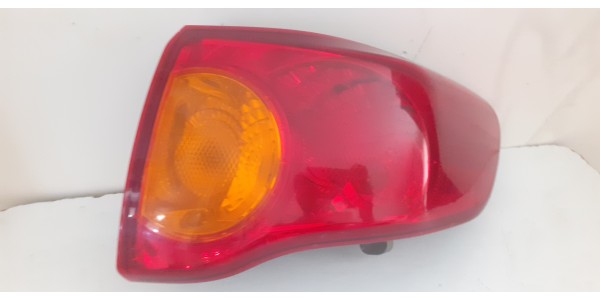 TOYOTA COROLLA SEDAN STOP LAMBASI SAĞ DIŞ (07/09) DUYSUZ